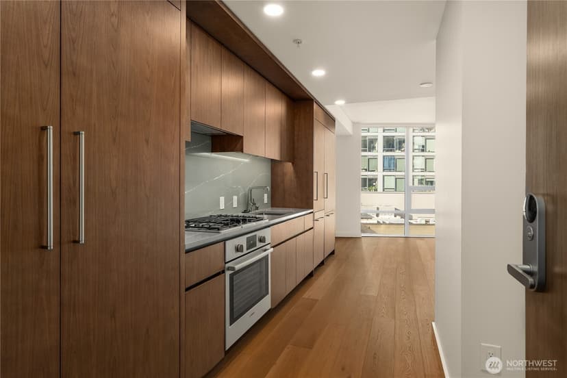 Property photo for 121 Stewart Street #1108, Seattle photo 3