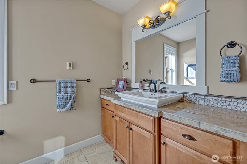Property photo for 21256 39th Street Ct E, Lake Tapps photo 25