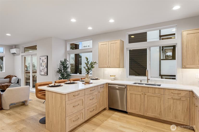 Property photo for 926 NW 57th Street #A, Seattle photo 16