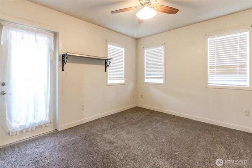 Property photo for 13405 97th Avenue E #101, Puyallup photo 12