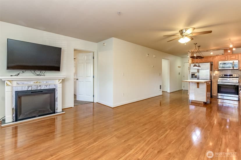 Property photo for 13405 97th Avenue E #101, Puyallup photo 10
