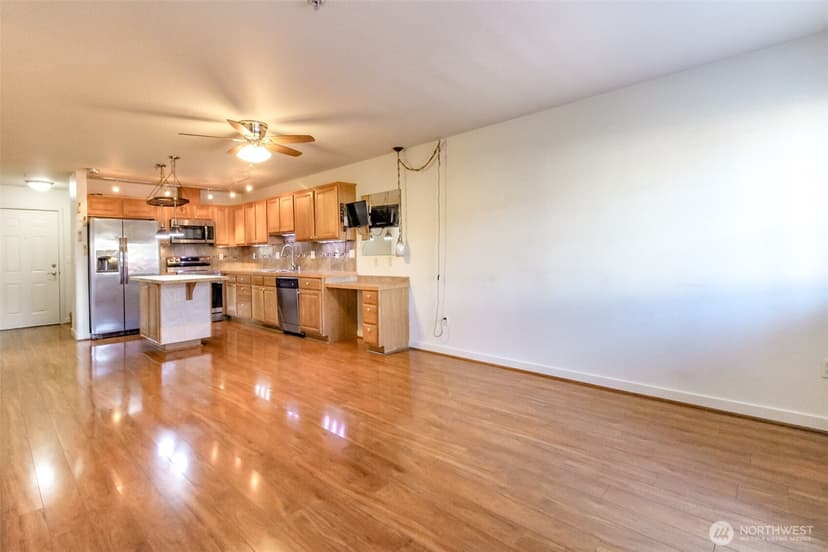 Property photo for 13405 97th Avenue E #101, Puyallup photo 9