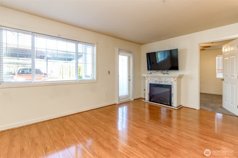 Property photo for 13405 97th Avenue E #101, Puyallup photo 8