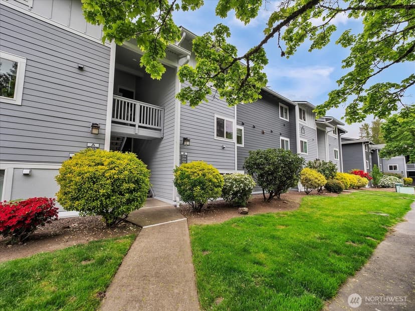 Property photo for 14002 NE 181st Place #A204, Woodinville photo 3