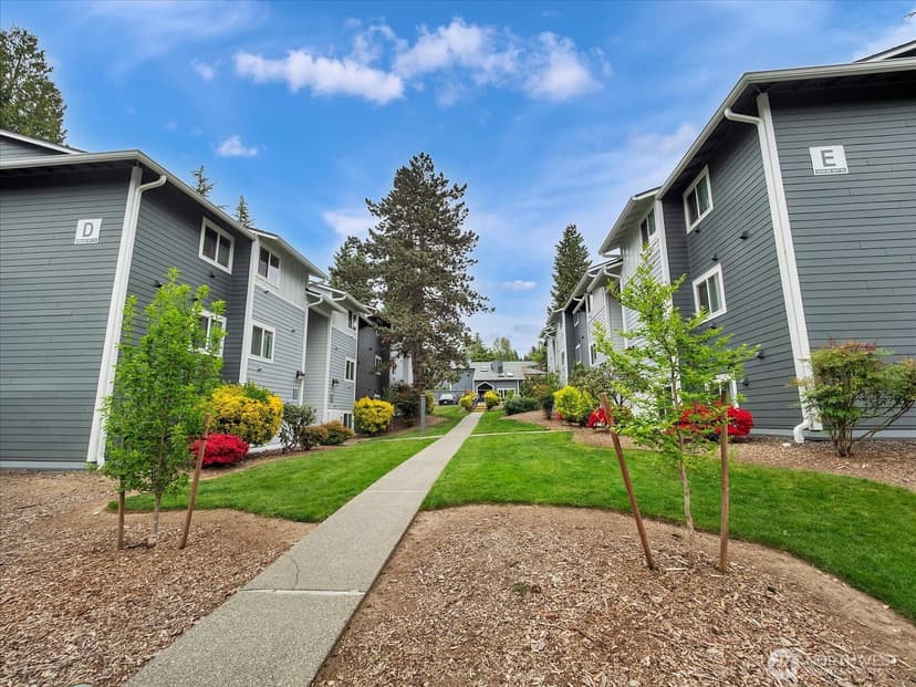 Property photo for 14002 NE 181st Place #A204, Woodinville photo 22