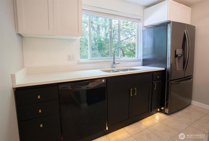 Property photo for 14002 NE 181st Place #A204, Woodinville photo 10