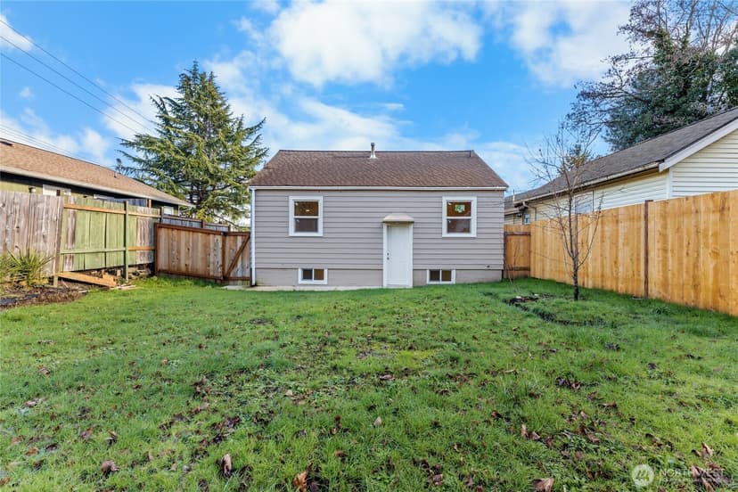 Property photo for 1229 Broadway Ave, Bremerton photo 24