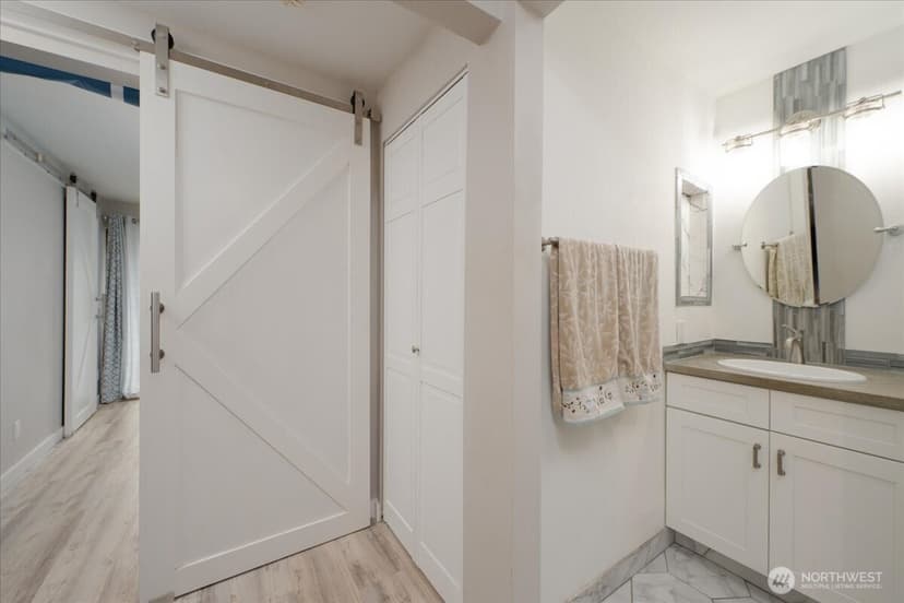 Property photo for 1400 153rd Avenue NE #3710, Bellevue photo 12