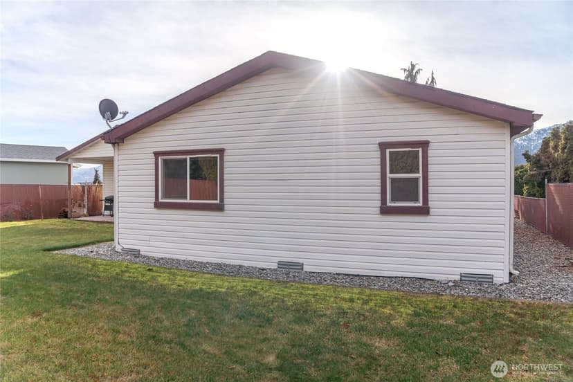 Property photo for 935 Sunrise Drive, Manson photo 18
