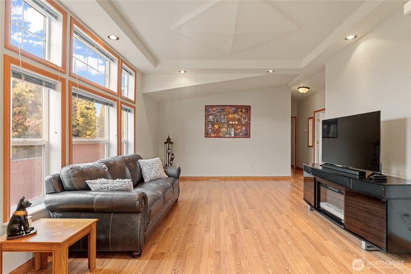 Property photo for 935 Sunrise Drive, Manson photo 5