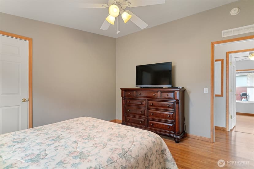 Property photo for 935 Sunrise Drive, Manson photo 17