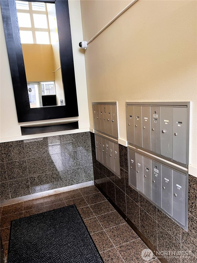 Property photo for 7600 Greenwood Avenue N #206, Seattle photo 22