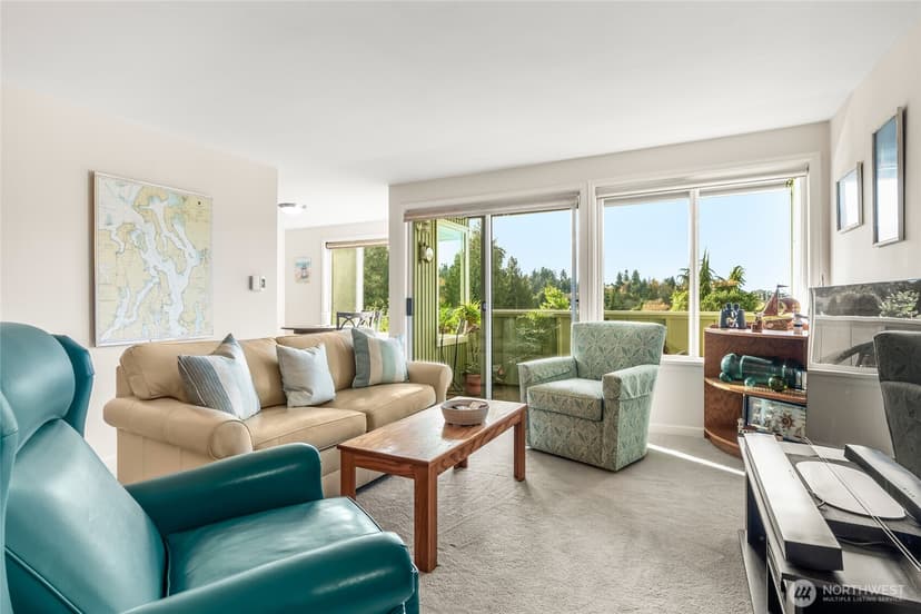 Property photo for 1020 5th Avenue S #8, Edmonds photo 7