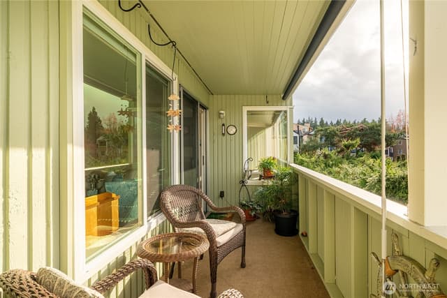 Property photo for 1020 5th Avenue S #8, Edmonds photo 2