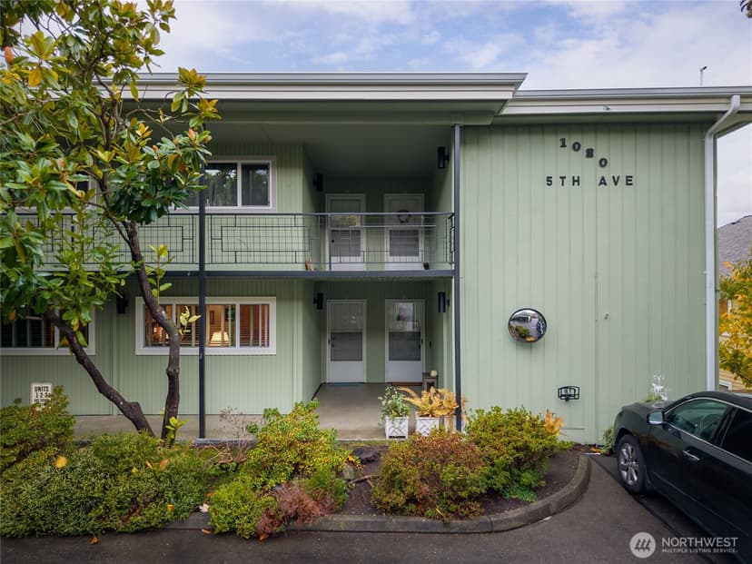 Property photo for 1020 5th Avenue S #8, Edmonds photo 24