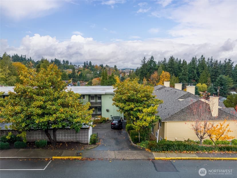 Property photo for 1020 5th Avenue S #8, Edmonds photo 23