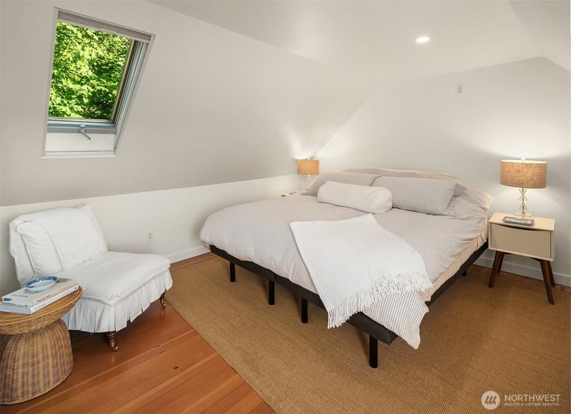Property photo for 27704 Manzanita Beach Road SW, Vashon photo 18