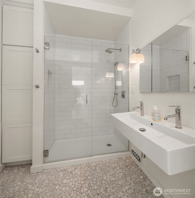 Property photo for 27704 Manzanita Beach Road SW, Vashon photo 27