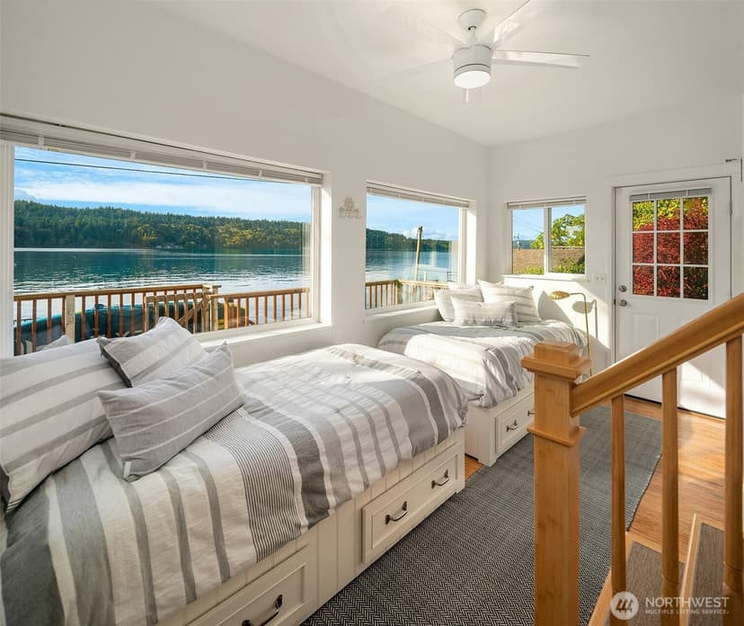 Property photo for 27704 Manzanita Beach Road SW, Vashon photo 24