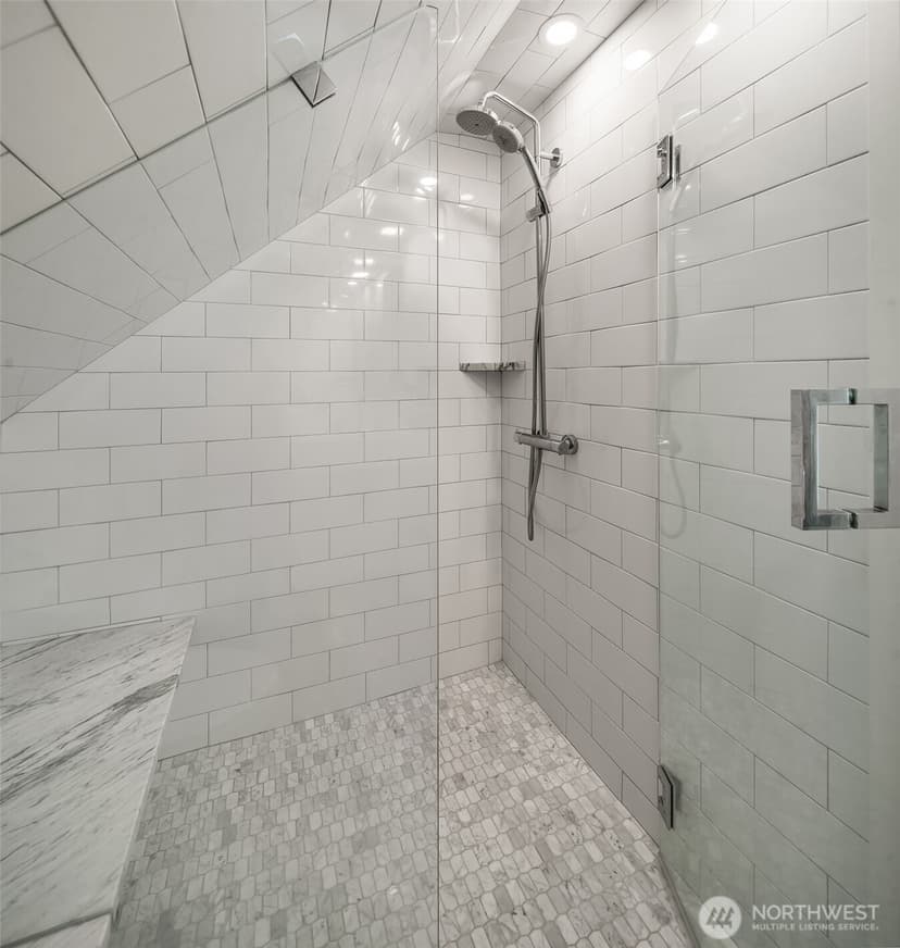 Property photo for 27704 Manzanita Beach Road SW, Vashon photo 21