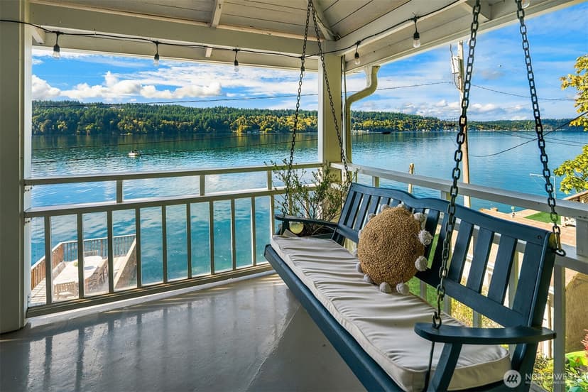 Property photo for 27704 Manzanita Beach Road SW, Vashon photo 16