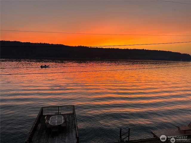 Property photo for 27704 Manzanita Beach Road SW, Vashon photo 3