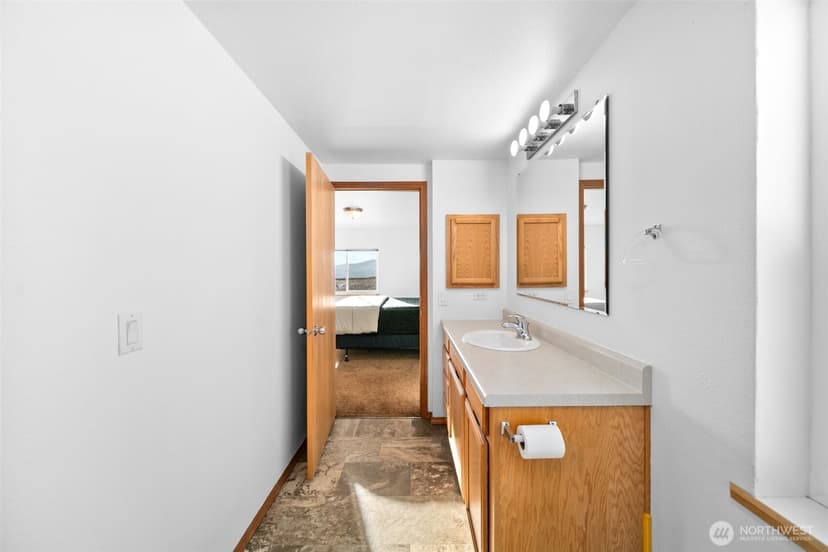 Property photo for 565 Boyd Loop Rd, Manson photo 17