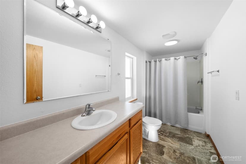 Property photo for 565 Boyd Loop Rd, Manson photo 16