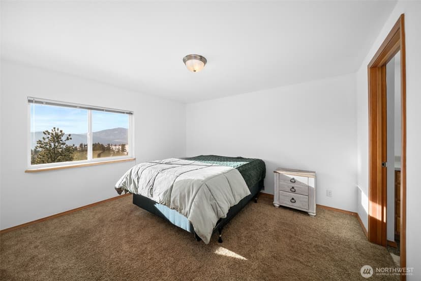 Property photo for 565 Boyd Loop Rd, Manson photo 14
