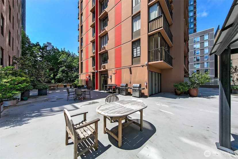Property photo for 1120 8th Avenue #1701, Seattle photo 23