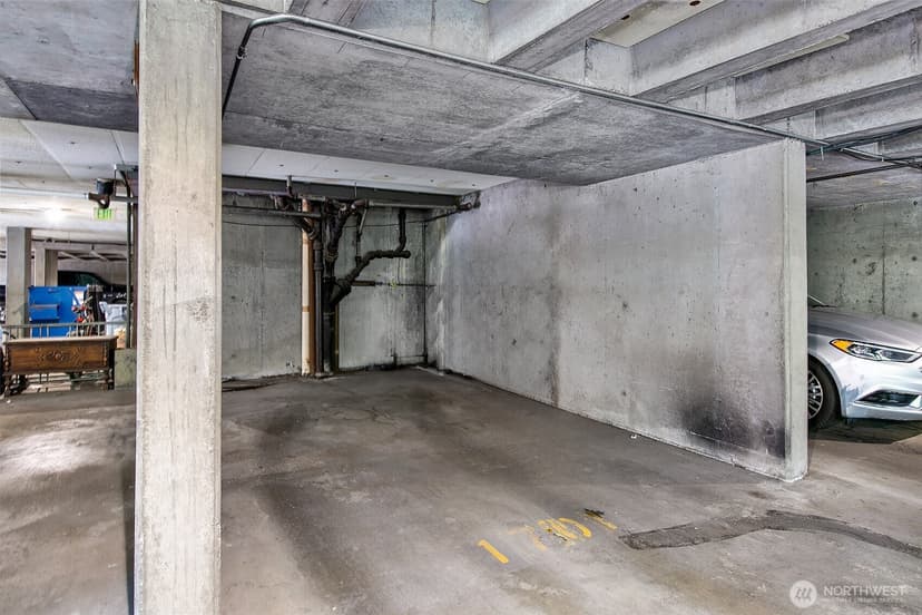 Property photo for 1120 8th Avenue #1701, Seattle photo 25