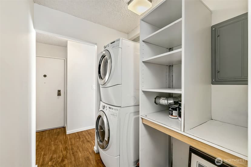 Property photo for 1120 8th Avenue #1701, Seattle photo 16