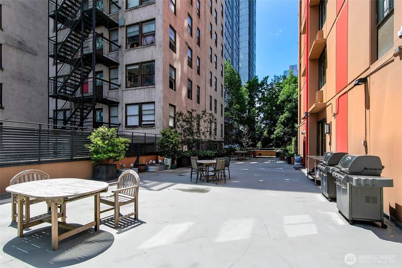 Property photo for 1120 8th Avenue #1701, Seattle photo 22