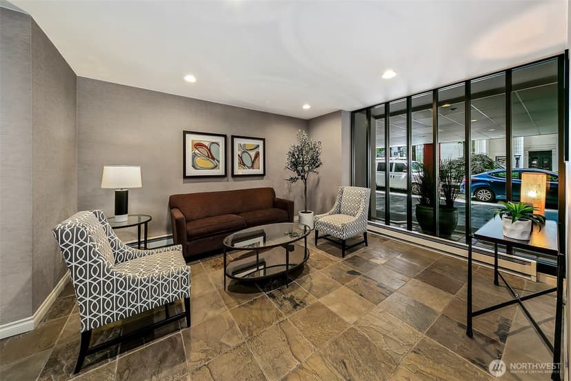 Property photo for 1120 8th Avenue #1701, Seattle photo 18
