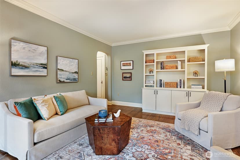 Property photo for 5810 Cowen Place NE #202, Seattle photo 20