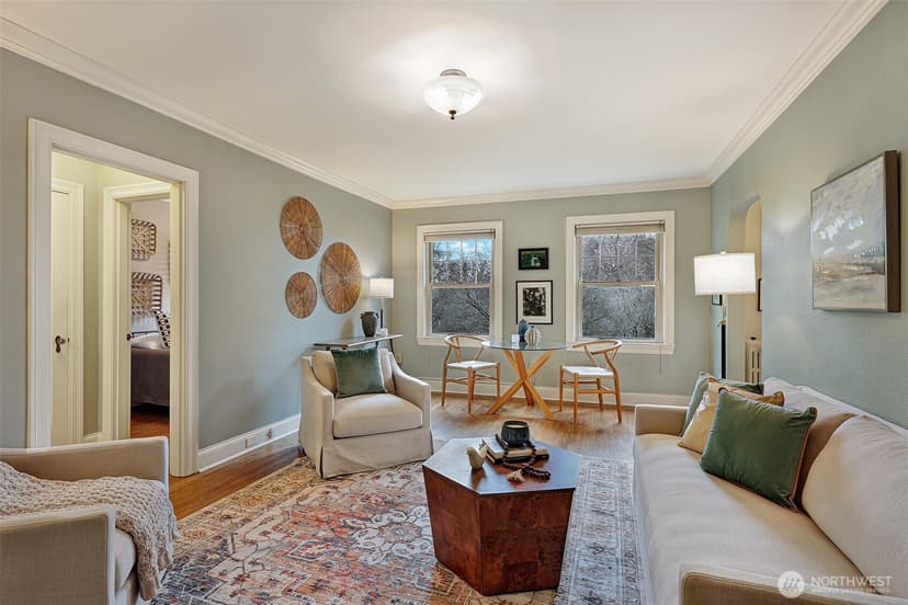 Property photo for 5810 Cowen Place NE #202, Seattle photo 9