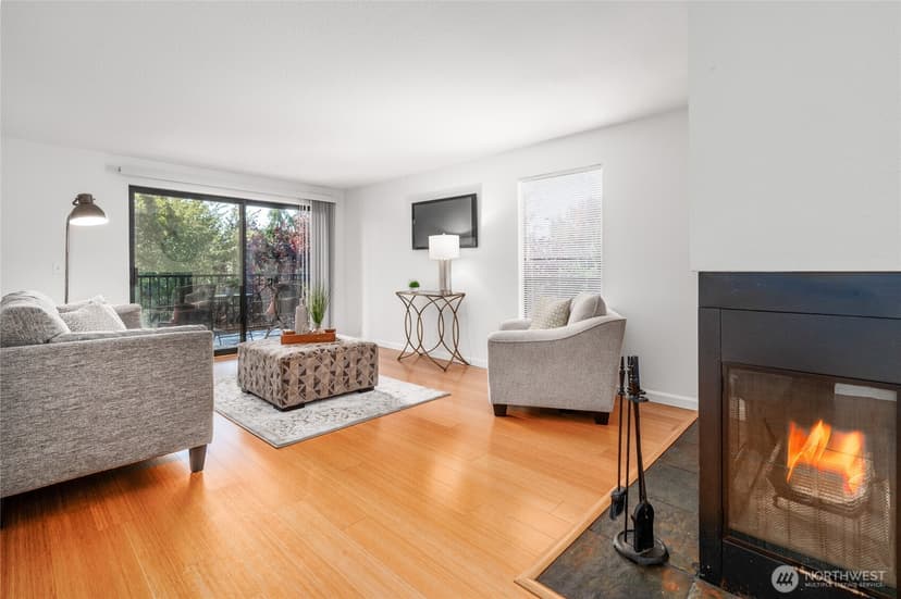 Property photo for 410 W Roy Street #E101, Seattle photo 6