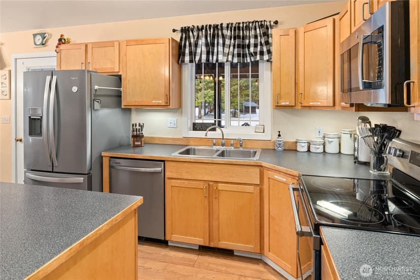 Property photo for 400 Chelan Lane, Cle Elum photo 7