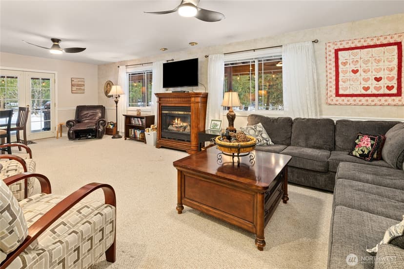 Property photo for 400 Chelan Lane, Cle Elum photo 4