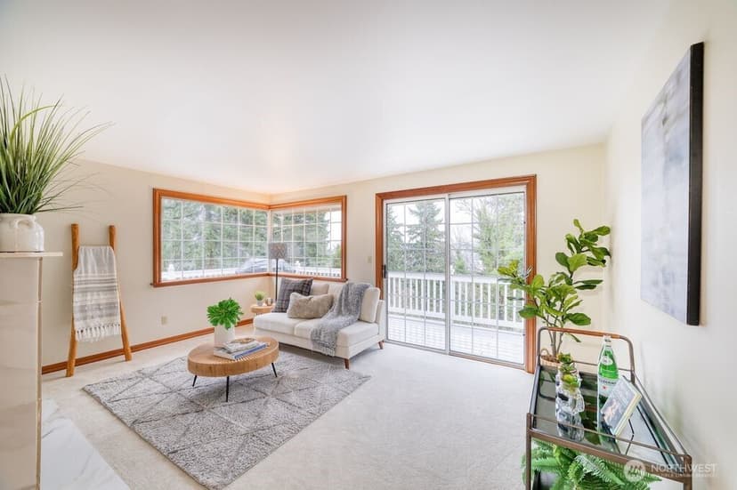Property photo for 718 E Walnut Street, Kent photo 10
