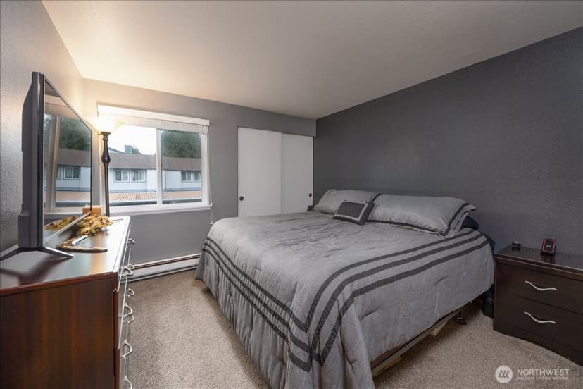 Property photo for 25735 115th Avenue SE #J203, Kent photo 16