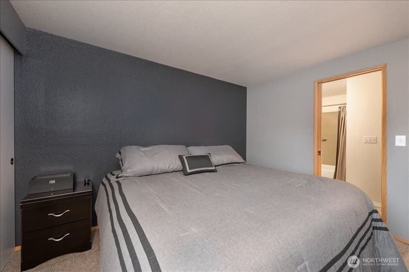 Property photo for 25735 115th Avenue SE #J203, Kent photo 17
