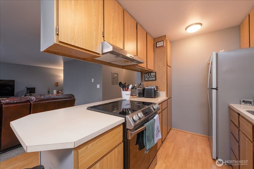 Property photo for 25735 115th Avenue SE #J203, Kent photo 12