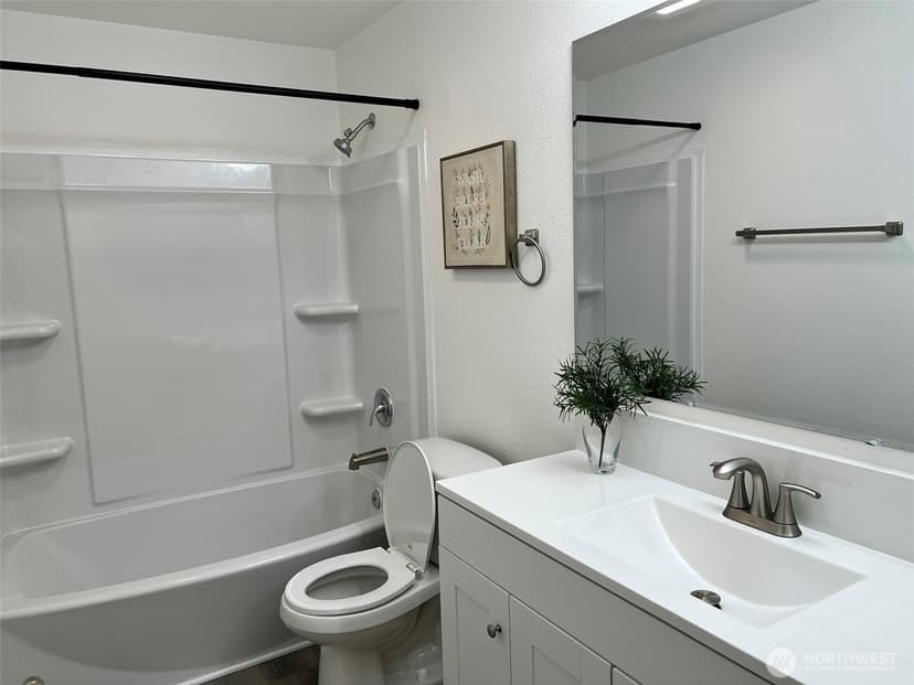 Property photo for 11527 Highway 99 #A304, Everett photo 4