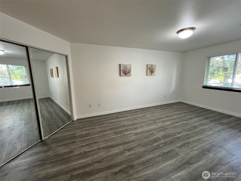 Property photo for 11527 Highway 99 #A304, Everett photo 3