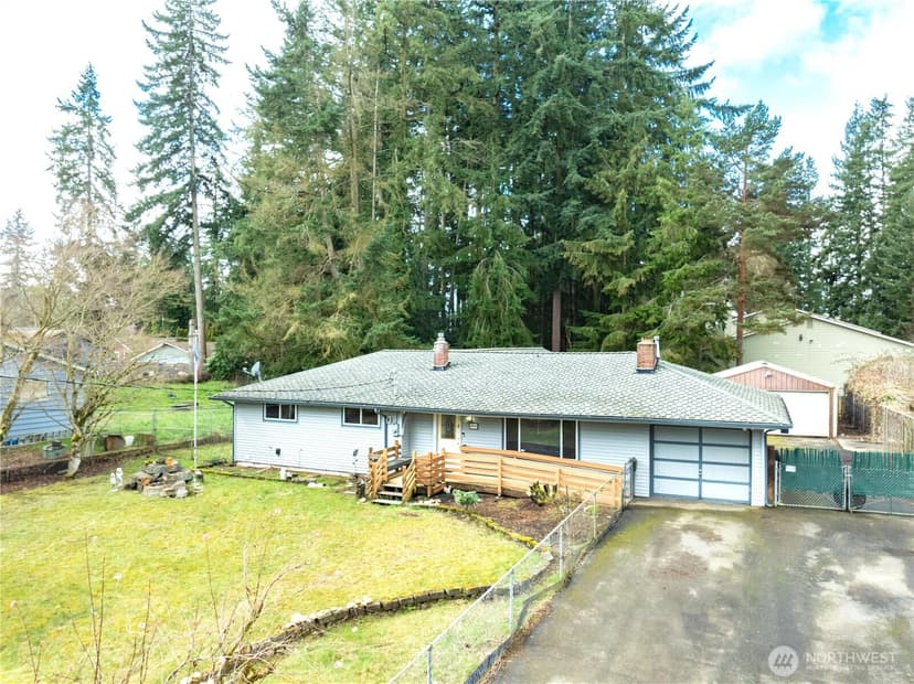 Property photo for 22014 54th Avenue W, Mountlake Terrace photo 2