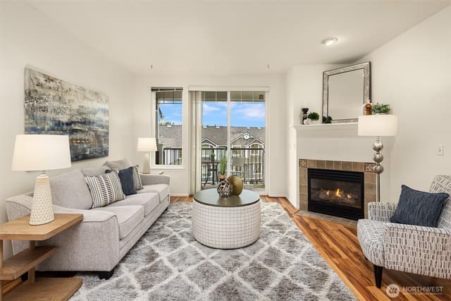 Property photo for 16125 Juanita Woodinville Way NE #414, Bothell photo 4