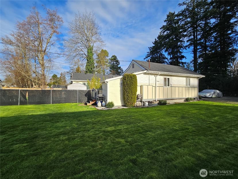 Property photo for 9638 D Street E, Tacoma photo 13