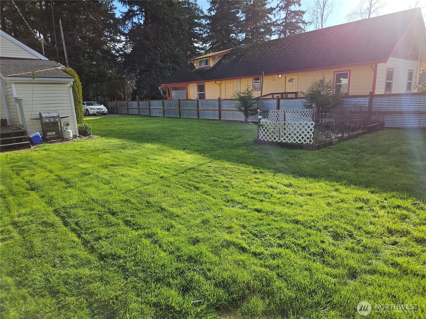 Property photo for 9638 D Street E, Tacoma photo 10