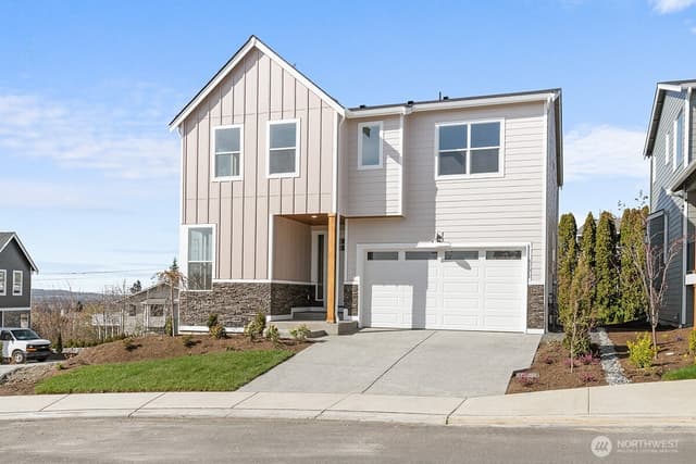 Property photo for 8121 73rd Place NE, Marysville photo 2